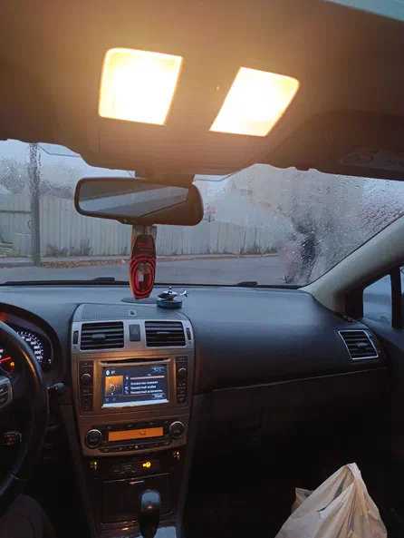 Toyota Avensis 2013 - 18