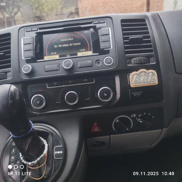 Volkswagen T5 2010 - 9