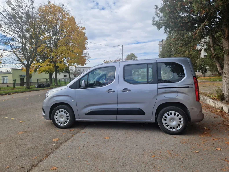 Opel Combo 2020 - 21