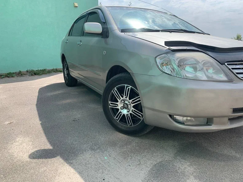 Toyota Corolla 2003