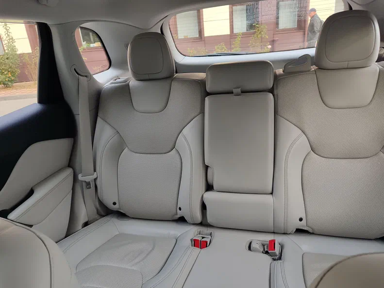 Jeep Cherokee 2019 - 26