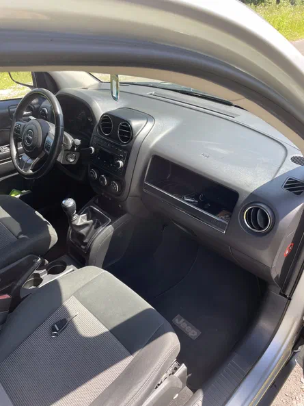 Jeep Compass 2011 - 14