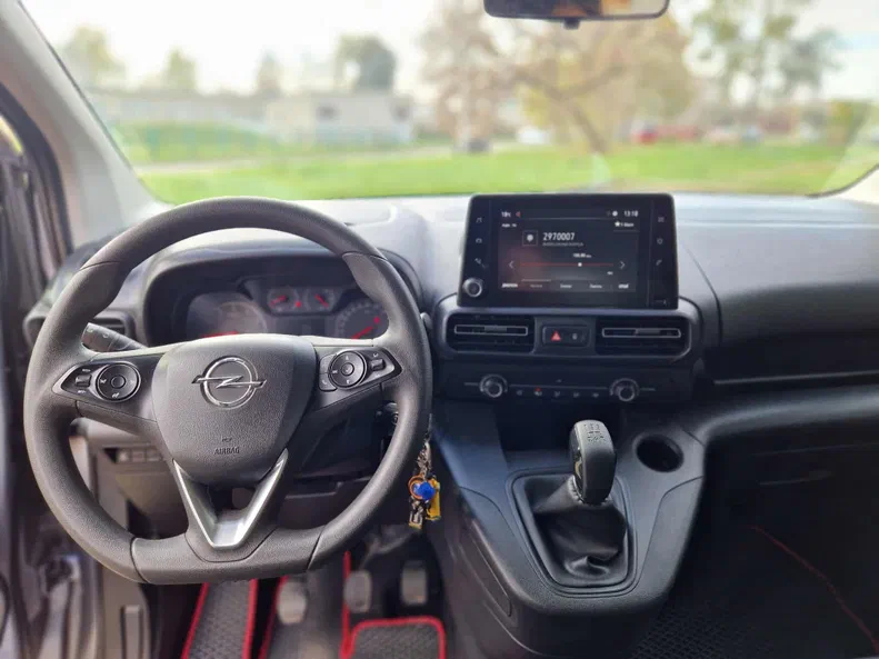 Opel Combo 2020 - 23