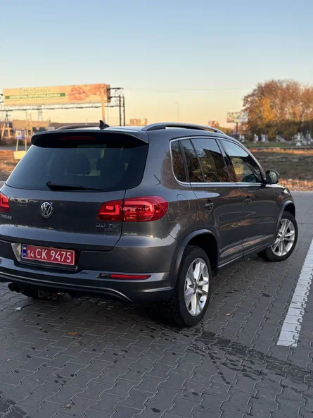 Volkswagen Tiguan 2015