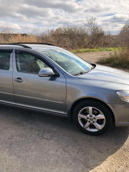 Skoda Octavia 2012 - 5