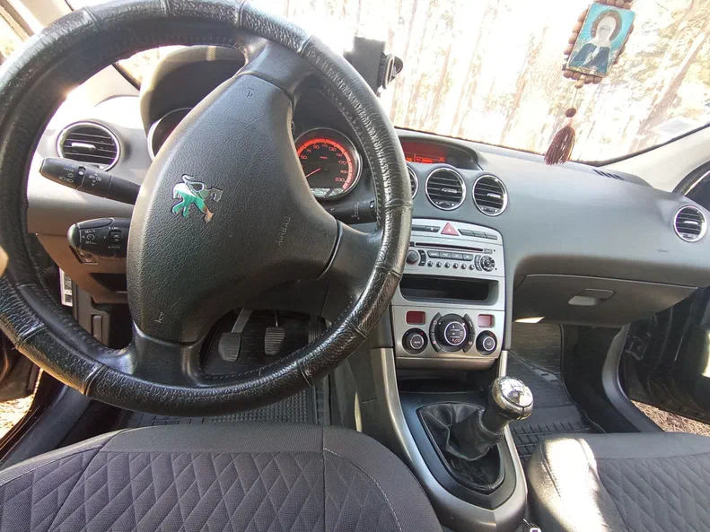 Peugeot 308 2008 - 6