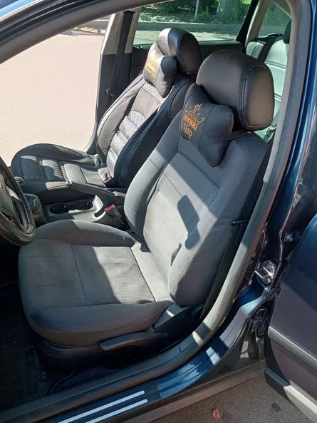 Volkswagen Passat 2004 - 8