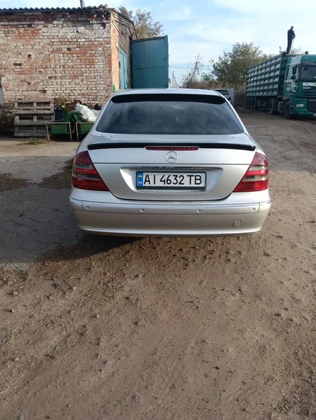 Mercedes-Benz E-Класс 2003