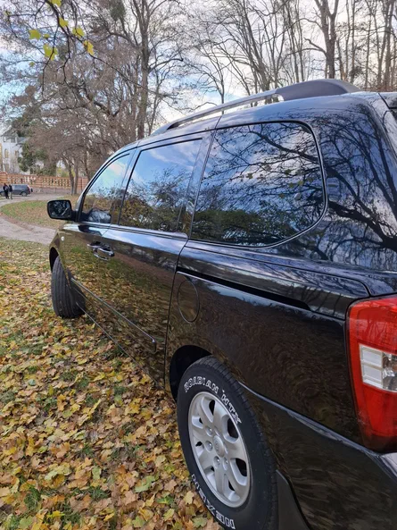 Kia Carnival 2009 - 6