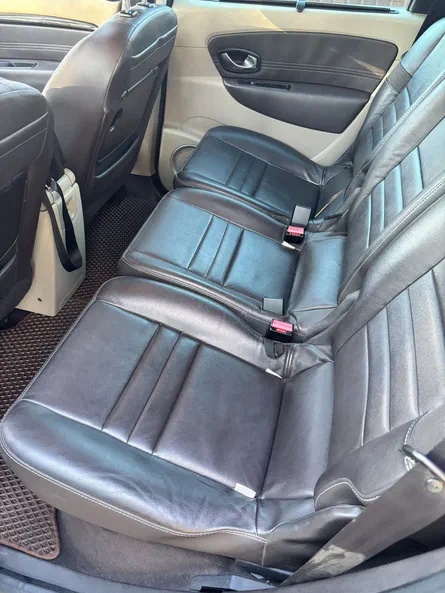 Renault Megane 2011 - 5