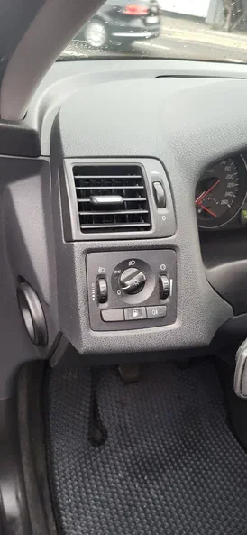 Volvo S40 2010 - 18