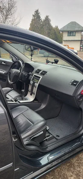 Volvo S40 2010 - 8