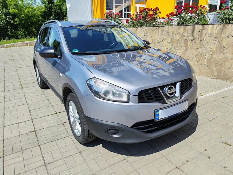 Nissan Qashqai 2010 - 1