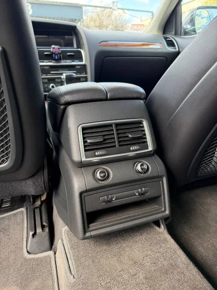 Audi Q7 2015 - 10