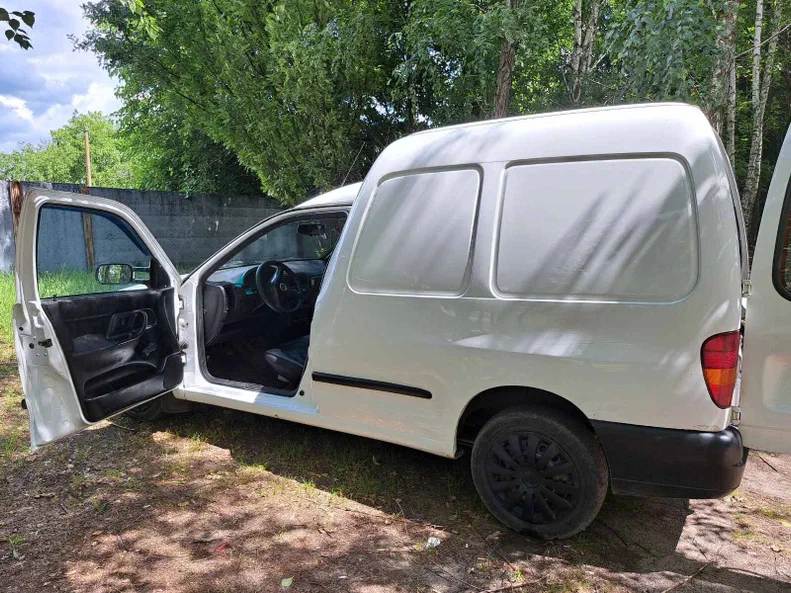 Volkswagen Caddy 2002 - 6