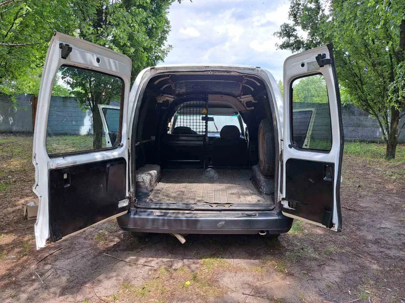 Volkswagen Caddy 2002 - 5
