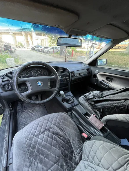 BMW 3 серія 1992 - 4