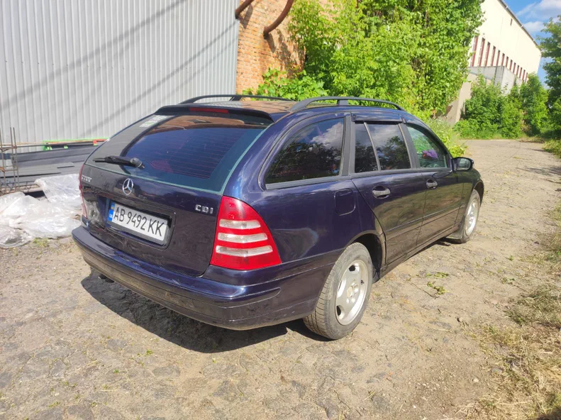 Mercedes-Benz C-Клас 2005 - 1