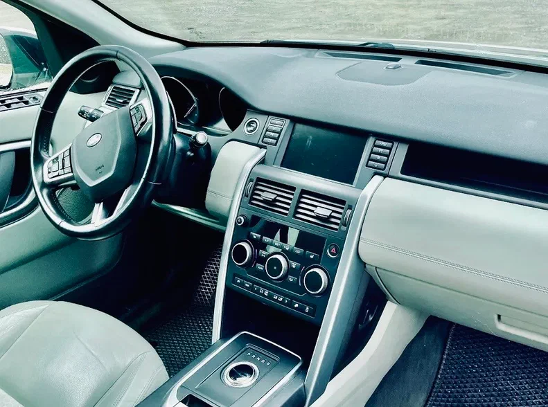 Land Rover Discovery Sport 2017 - 4