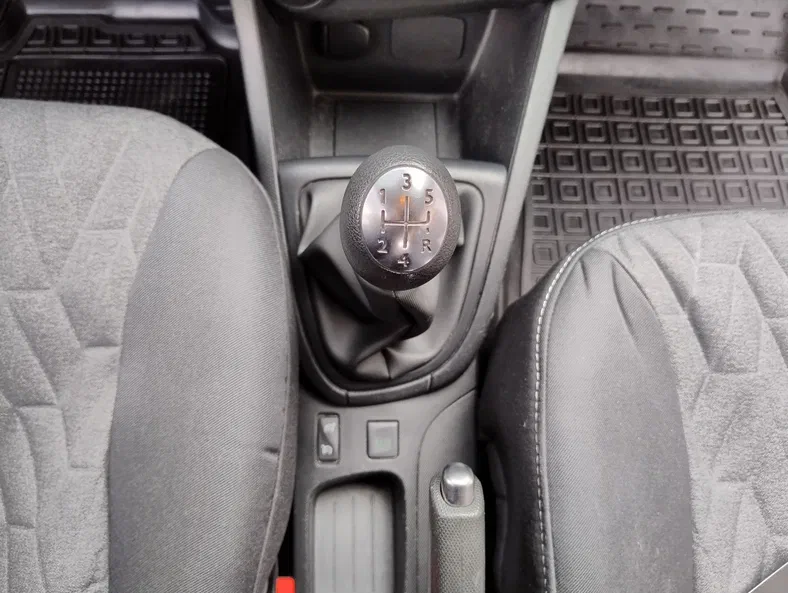 Renault Clio 2015 - 18