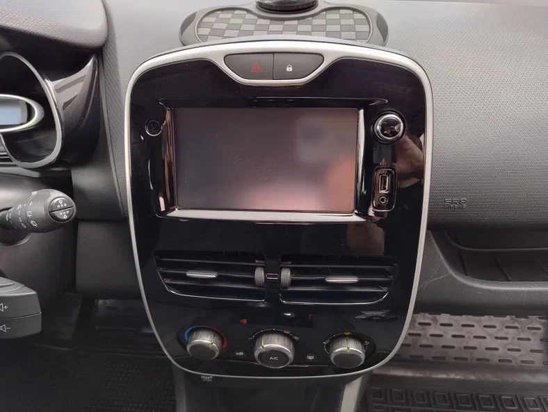 Renault Clio 2015 - 15