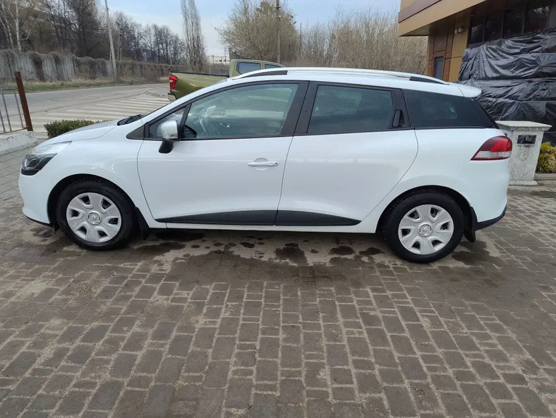 Renault Clio 2015 - 6