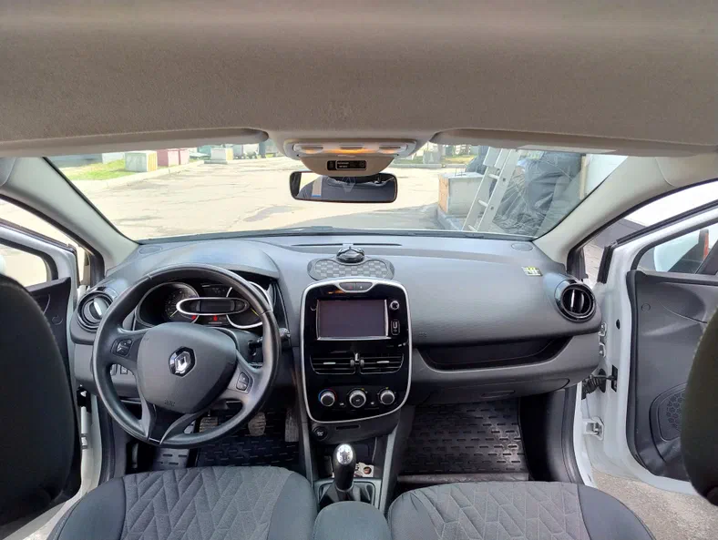 Renault Clio 2015 - 13