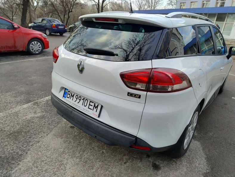 Renault Clio 2015 - 8