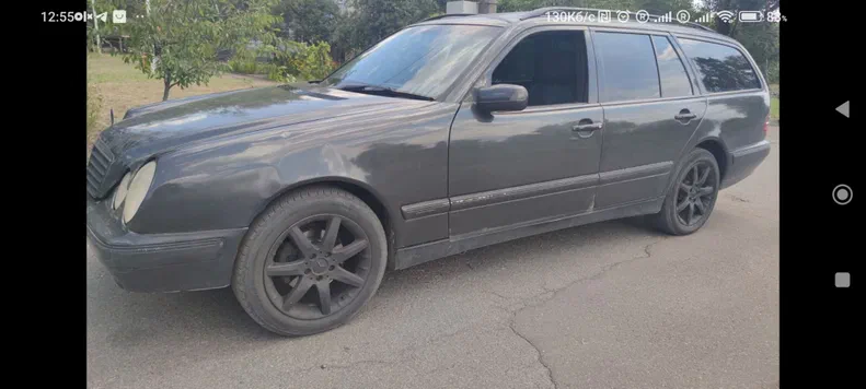 Mercedes-Benz E-Клас 2000 - 1