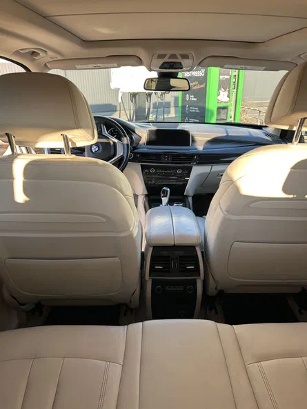 BMW X5 2015 - 9