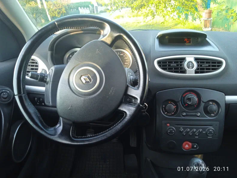 Renault Clio 2007 - 10