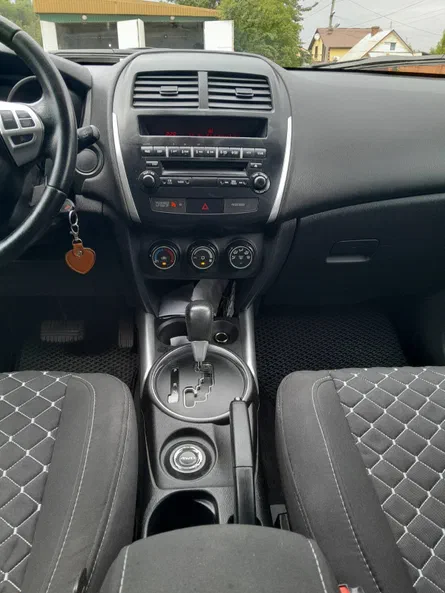 Mitsubishi ASX 2012 - 4