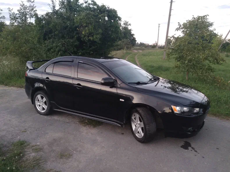 Mitsubishi Lancer 2009 - 4