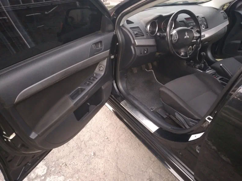 Mitsubishi Lancer 2009 - 15