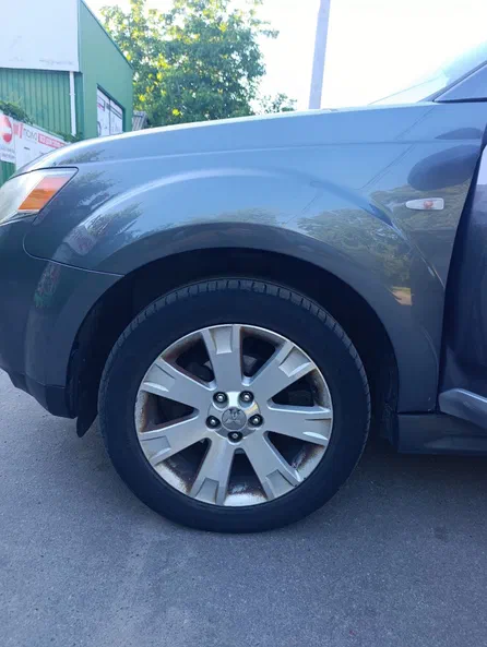 Mitsubishi Outlander 2009 - 4