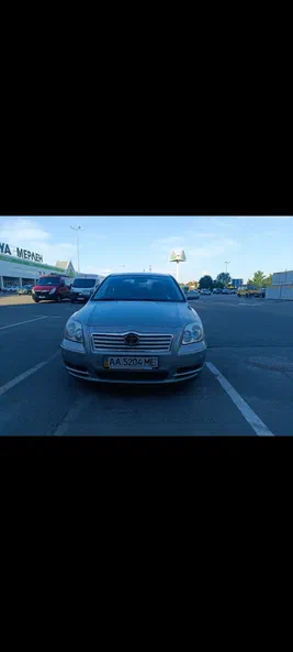 Toyota Avensis 2005 - 4
