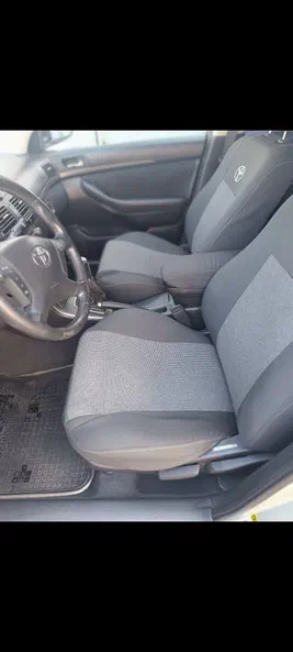 Toyota Avensis 2005 - 8