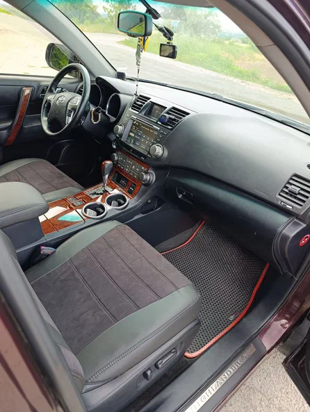 Toyota Highlander 2012 - 8