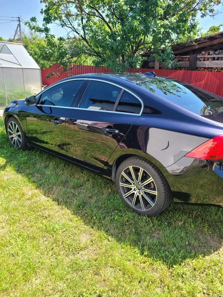 Volvo S60 2014 - 4