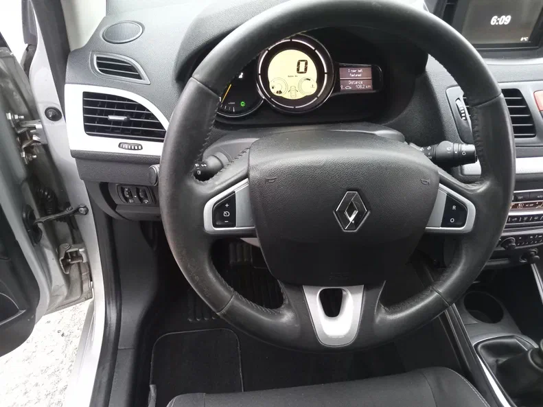 Renault Megane 2012 - 6