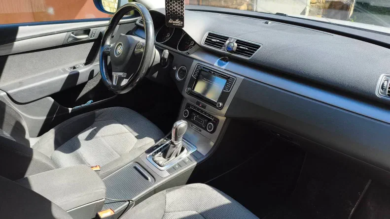 Volkswagen Passat 2011 - 6