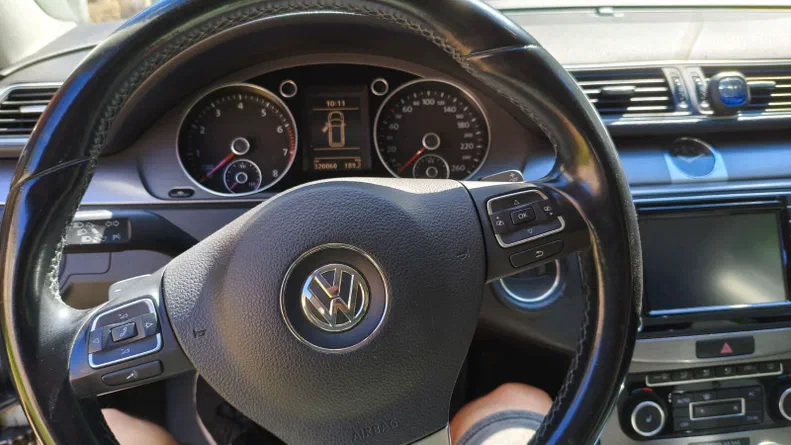 Volkswagen Passat 2011 - 10