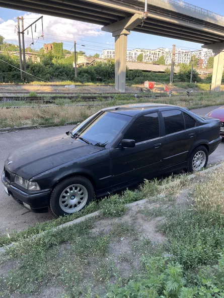 BMW 3 серія 1992 - 2