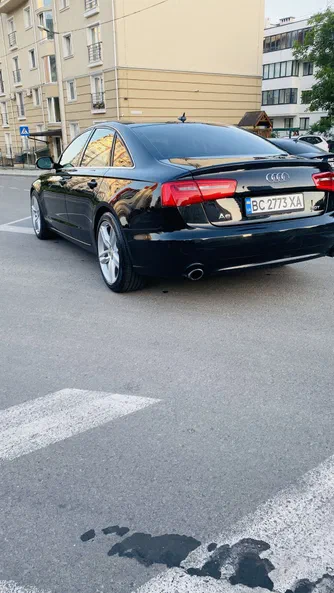 Audi A6 2011 - 10