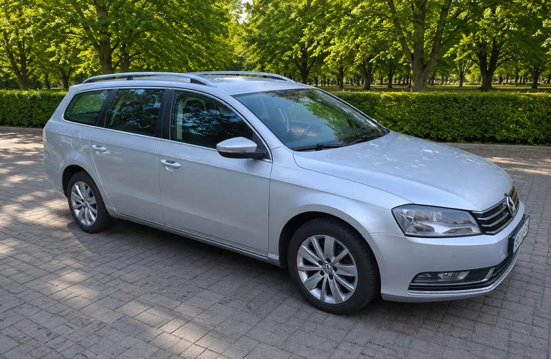 Volkswagen Passat 2011 - 11