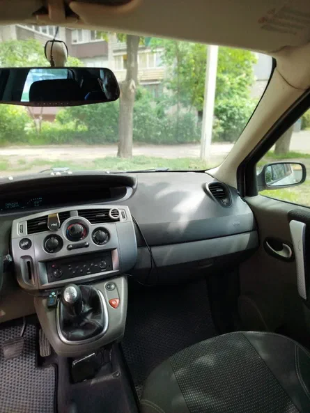 Renault Scenic 2007 - 8