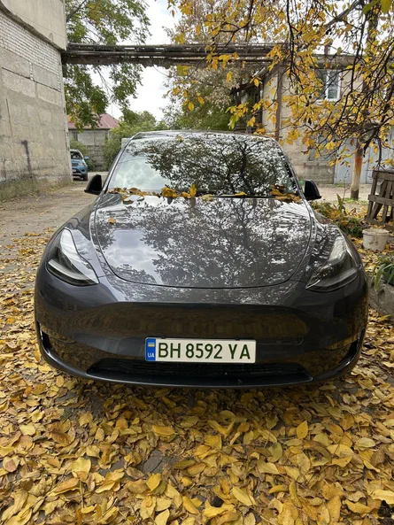 Tesla Model Y 2023 - 10