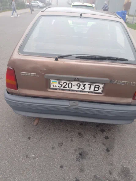 Opel Kadett 1987 - 1
