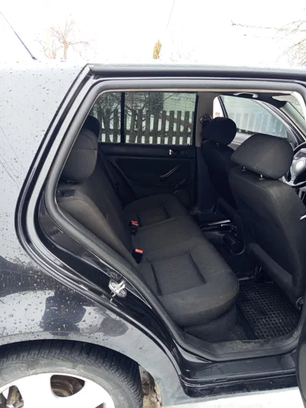 Volkswagen Golf 2001 - 8