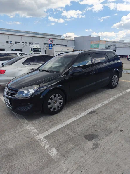 Opel Astra 2008 - 1